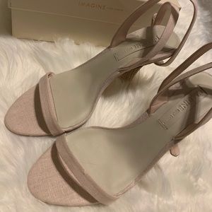 Brand New Vince Camuto style IM-FANA